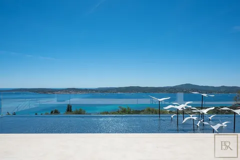Luxury Villa beautiful view over the Gulf of Saint-Tropez helipad, 6 bedrooms in Grimaud price rental For Super Rich