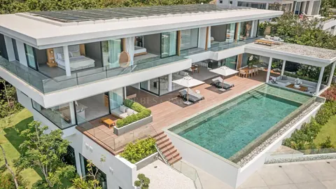 Luxury Villa rooftop terrace 270-degree panoramic view pool, jacuzzi, 9 bedrooms in Choeng Mon, Ko Samui available rental For Super Rich
