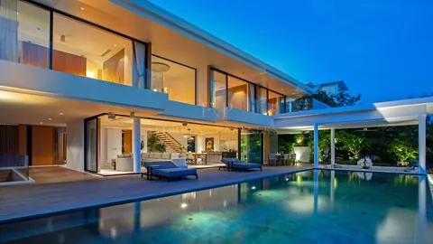 Luxury Villa rooftop terrace 270-degree panoramic view pool, jacuzzi, 9 bedrooms in Choeng Mon, Ko Samui property rental For Super Rich