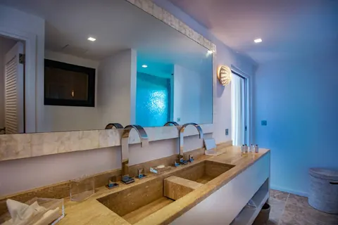 Contemporary Villa Aqua private beach access, 6 bedrooms in Grand Cul de Sac - St Barth property rental For Super Rich Contemporary Villa Aqua private beach access, 6 bedrooms in Grand Cul de Sac - St Barth property rental For Super Rich