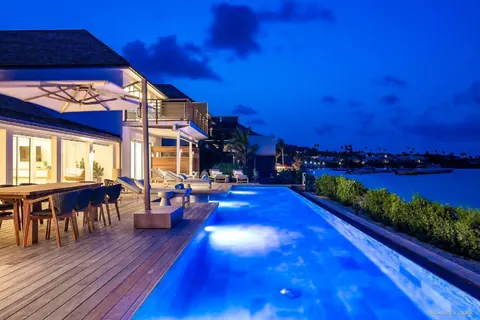 Contemporary Villa Aqua private beach access, 6 bedrooms in Grand Cul de Sac - St Barth