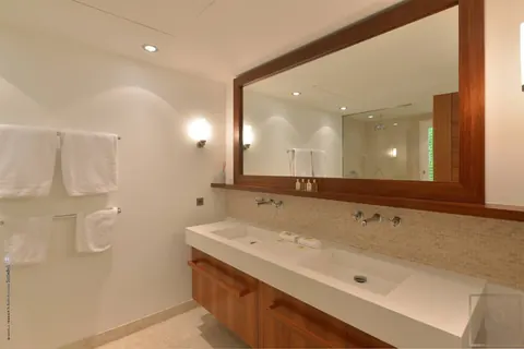 Luxury Villa ELA Beachfront Tennis court, pool, 8 bedrooms in Flamands - St Barth best rental For Super Rich