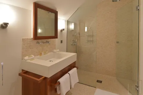 Luxury Villa ELA Beachfront Tennis court, pool, 8 bedrooms in Flamands - St Barth Classified ads rental For Super Rich