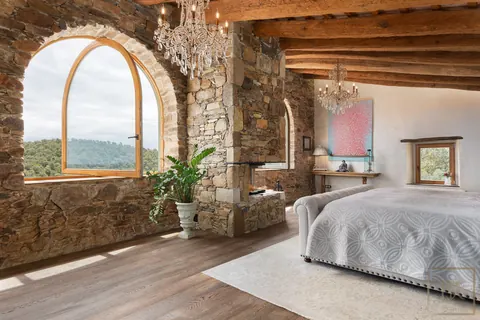 Country Villa Can Font de Muntanya view Gavarres massif, 10 bedrooms in Girona - Barcelona 45,000 Week rental For Super Rich