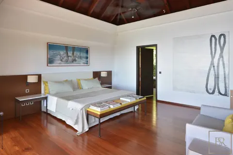 Contemporary Villa Lyra above Gouverneur beach heated infinity pool, 6 bedrooms in St Barth available rental For Super Rich