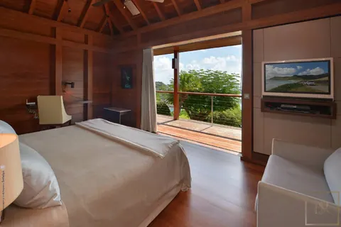 Contemporary Villa Lyra above Gouverneur beach heated infinity pool, 6 bedrooms in St Barth vacation rental For Super Rich