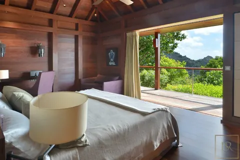 Contemporary Villa Lyra above Gouverneur beach heated infinity pool, 6 bedrooms in St Barth value rental For Super Rich