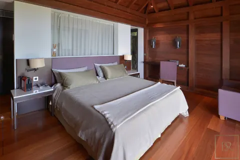 Contemporary Villa Lyra above Gouverneur beach heated infinity pool, 6 bedrooms in St Barth Classified ads rental For Super Rich