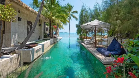 Luxury Villa Beach Front 5-star hotel service, Located in the golden triangle, 8 bedrooms in Bang Rak, Ko Samui deal rental For Super Rich Luxury Villa Beach Front 5-star hotel service, Located in the golden triangle, 8 bedrooms in Bang Rak, Ko Samui deal rental For Super Rich