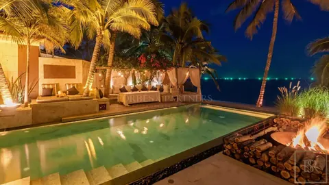 Luxury Villa Beach Front 5-star hotel service, Located in the golden triangle, 8 bedrooms in Bang Rak, Ko Samui holiday rental For Super Rich Luxury Villa Beach Front 5-star hotel service, Located in the golden triangle, 8 bedrooms in Bang Rak, Ko Samui holiday rental For Super Rich