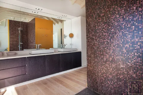 Luxury Villa Wings, beachfront view above The Baie de St. Jean, 4 bedrooms in St Barth real estate rental For Super Rich