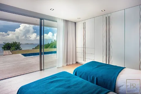 Luxury Villa Wings, beachfront view above The Baie de St. Jean, 4 bedrooms in St Barth luxury rental For Super Rich
