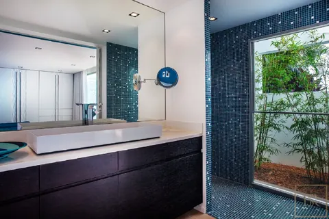 Luxury Villa Wings, beachfront view above The Baie de St. Jean, 4 bedrooms in St Barth expensive rental For Super Rich