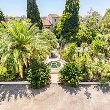 Art Déco Villa Gatsby’s Mansion built in the 1930s, 6 bedrooms in Antibes vacation rental For Super Rich