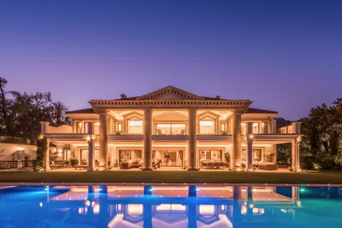Luxury Villa Sorolla Front line Beachfront, pool, 11 bedrooms in Golden Mile, Marbella
